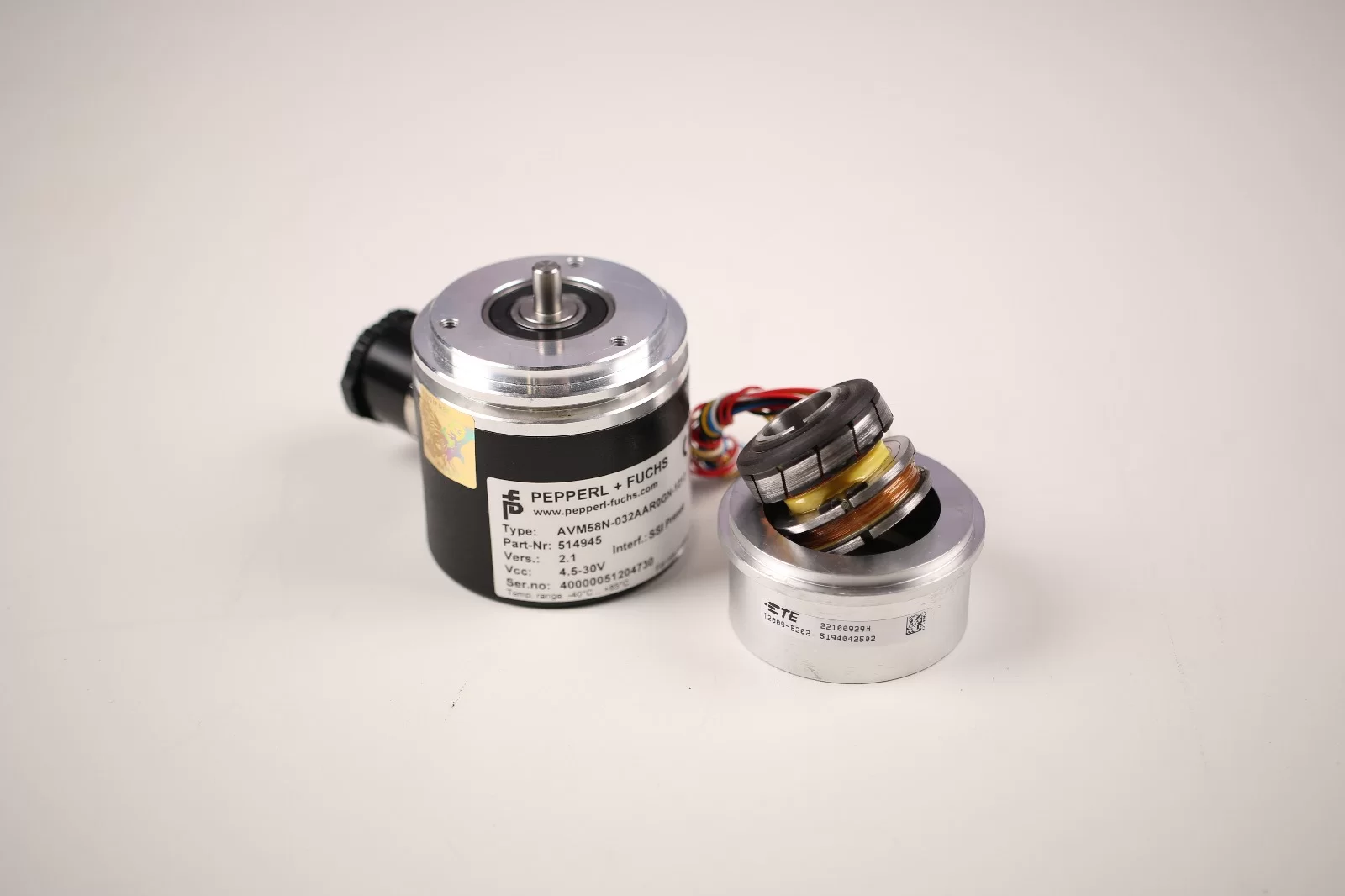 Encoders / resolvers