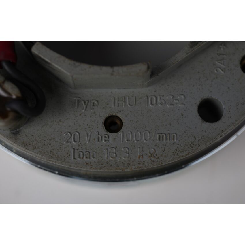1HU 1052-2