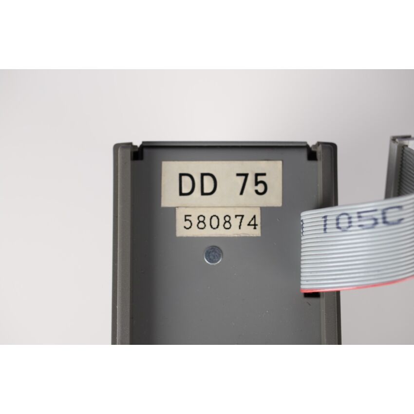 DD 75 DOMIN AX 580874