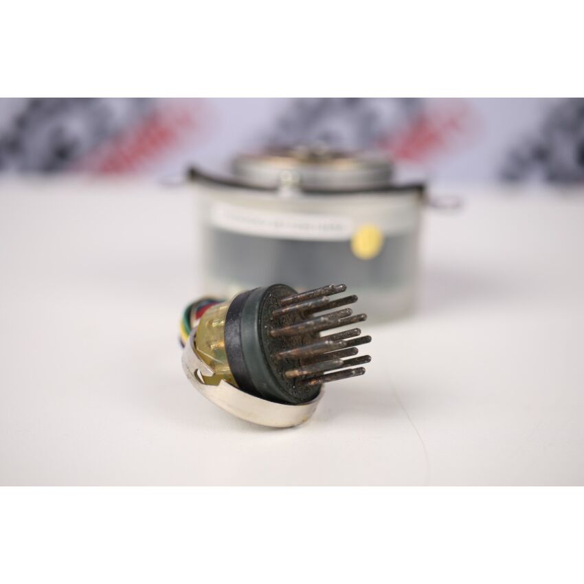 F682000DKV 0817920194RA