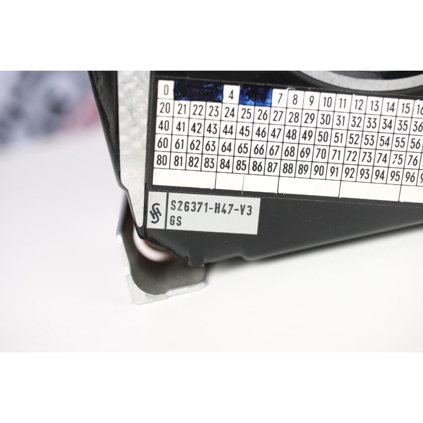 S26371-K70-G300 4420
