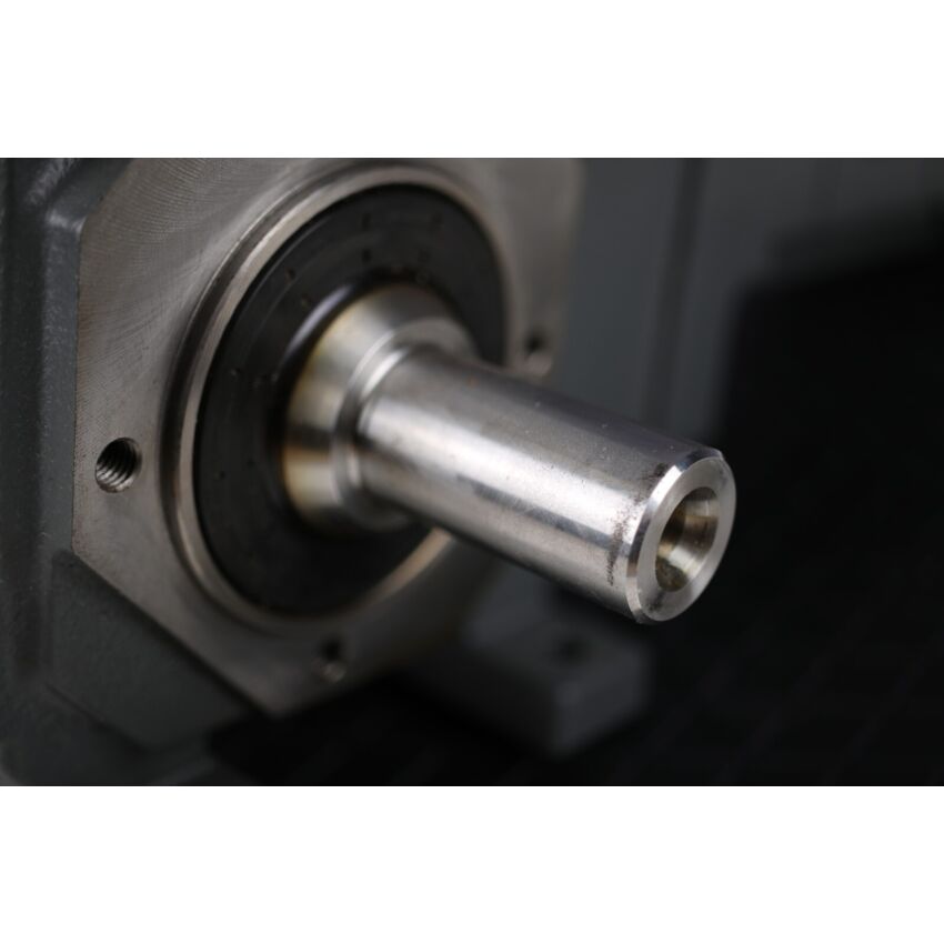 1FK7042-5AF71-1FV5-Z Z=B11+G61+H21 (I=4,000) (GREEN)