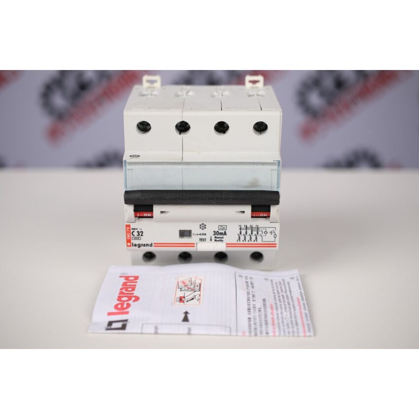 LEGRAND C32 08079