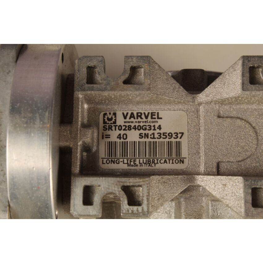 BDM7544HAA00 + Varvel SRT02840G314 i=40