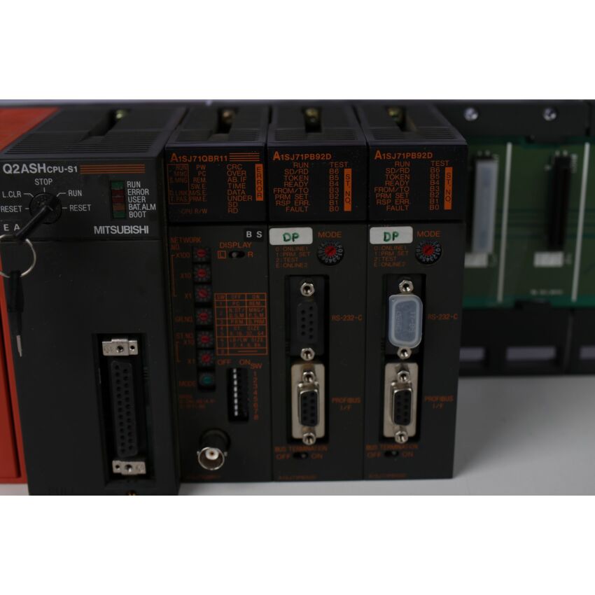 A1S61PN / Q2ASHCPU-S1 / A1SJ71QBR11 / 2x A1SJ71PB92D