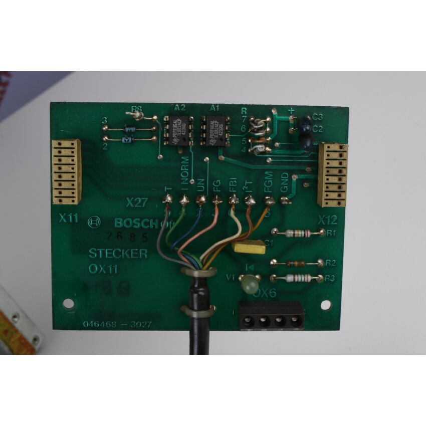 SMAU 046220-101 (329701) (+OX11 STECKER)