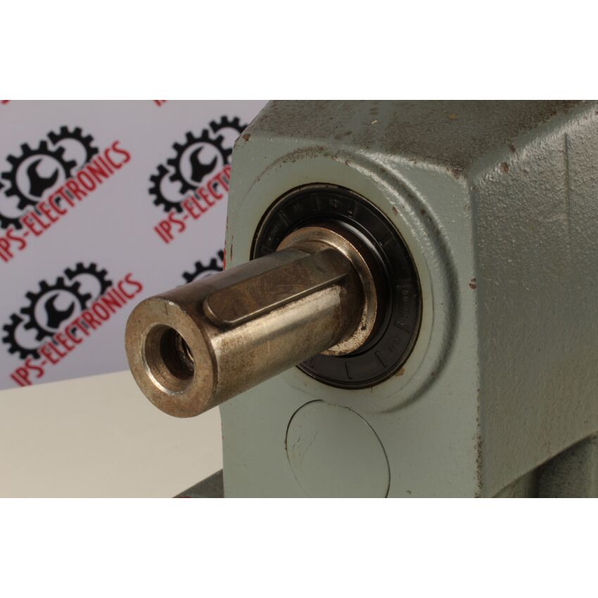 SK-32-IEC-90 (ratio i=20,70)