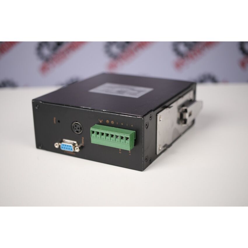 XSNET S4104SW 4*10/100TX + 2*100 BASE-SFP