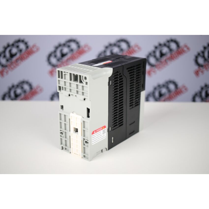 POWER FLEX 525 25C-A2P5N104 SER.B