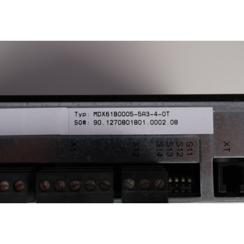 MDX61B0005-5A3-4-0T + BW090-P52B