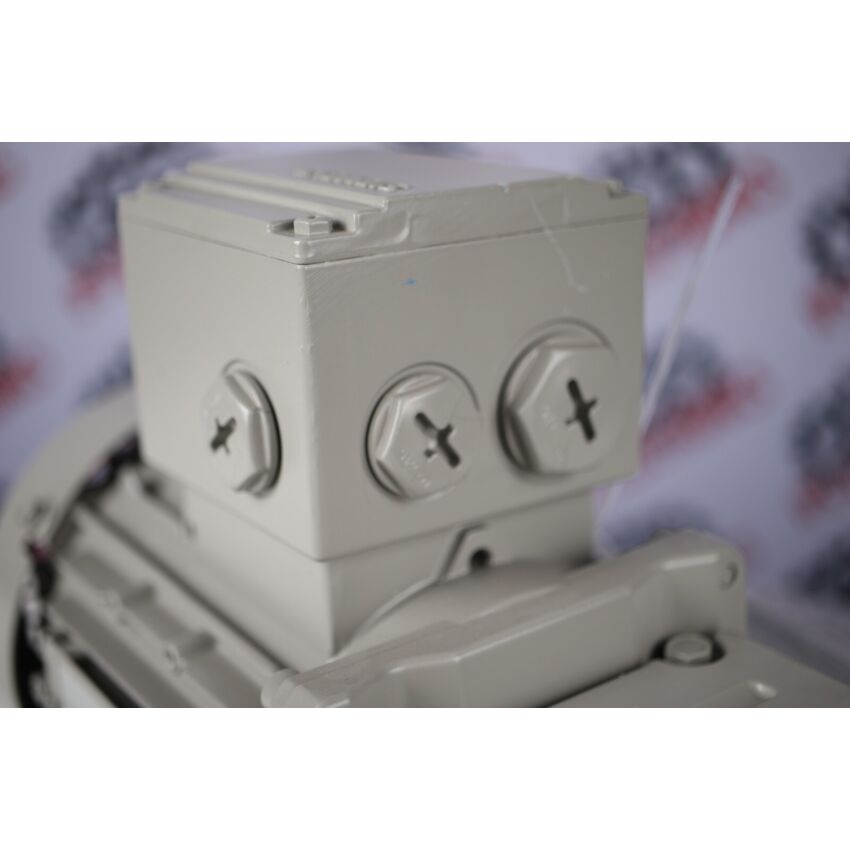 2KJ1500-1CD13-9AS1-Z (FDU1304/2145385-001) (I=18.19)