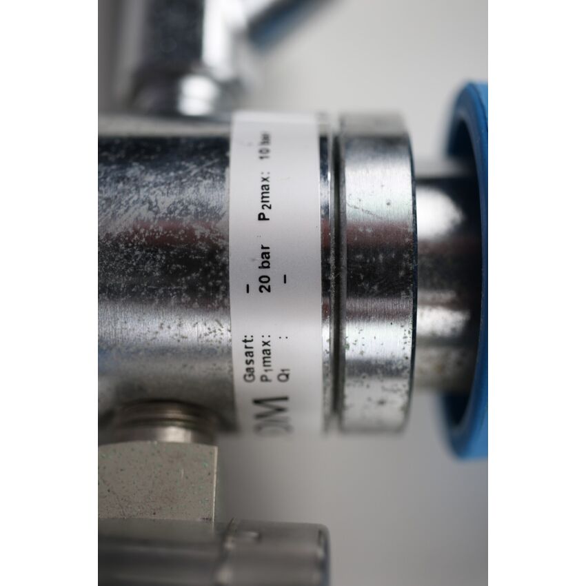 D43373-AR-04-F3