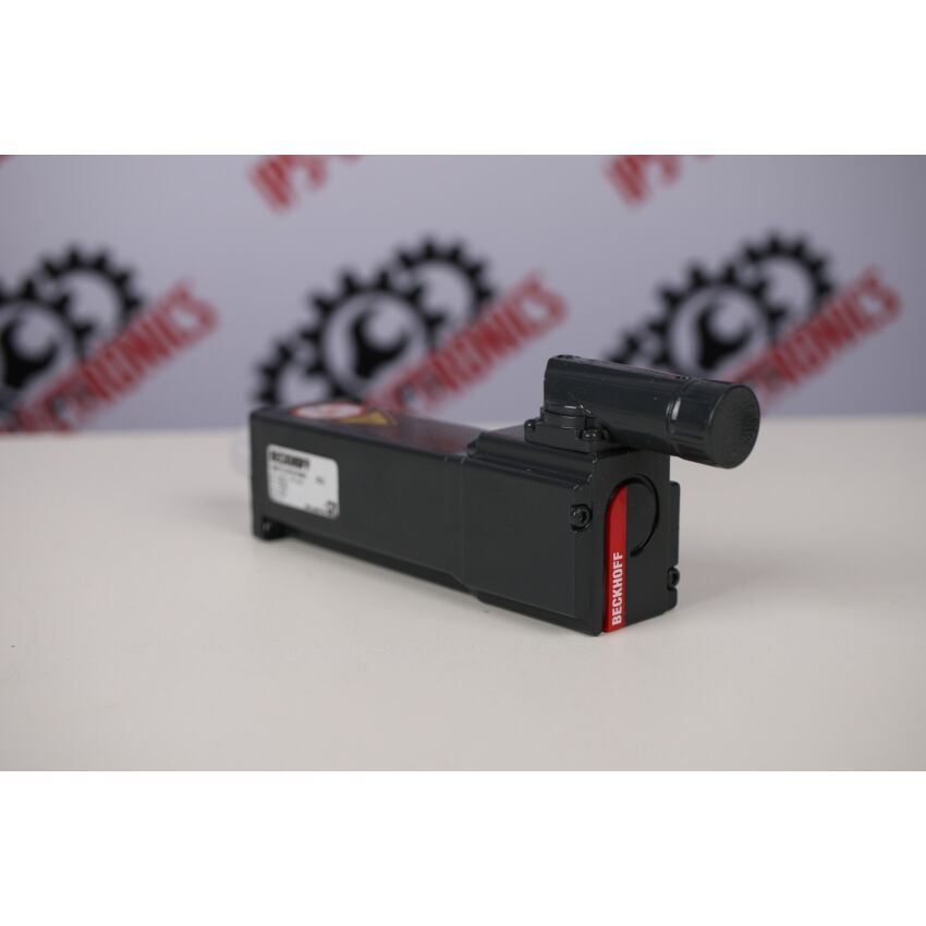 AM8113-0F20-0000