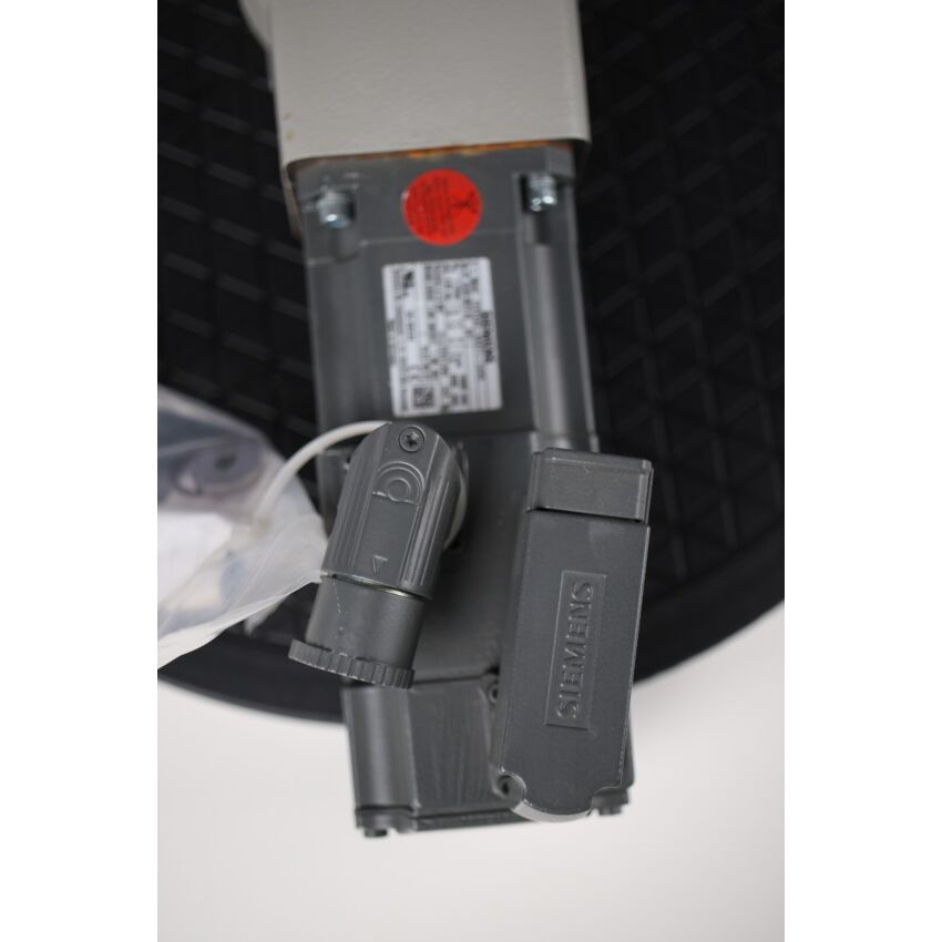 1FK7032-5AK71-1UH3 + FDU1304/2145387-001