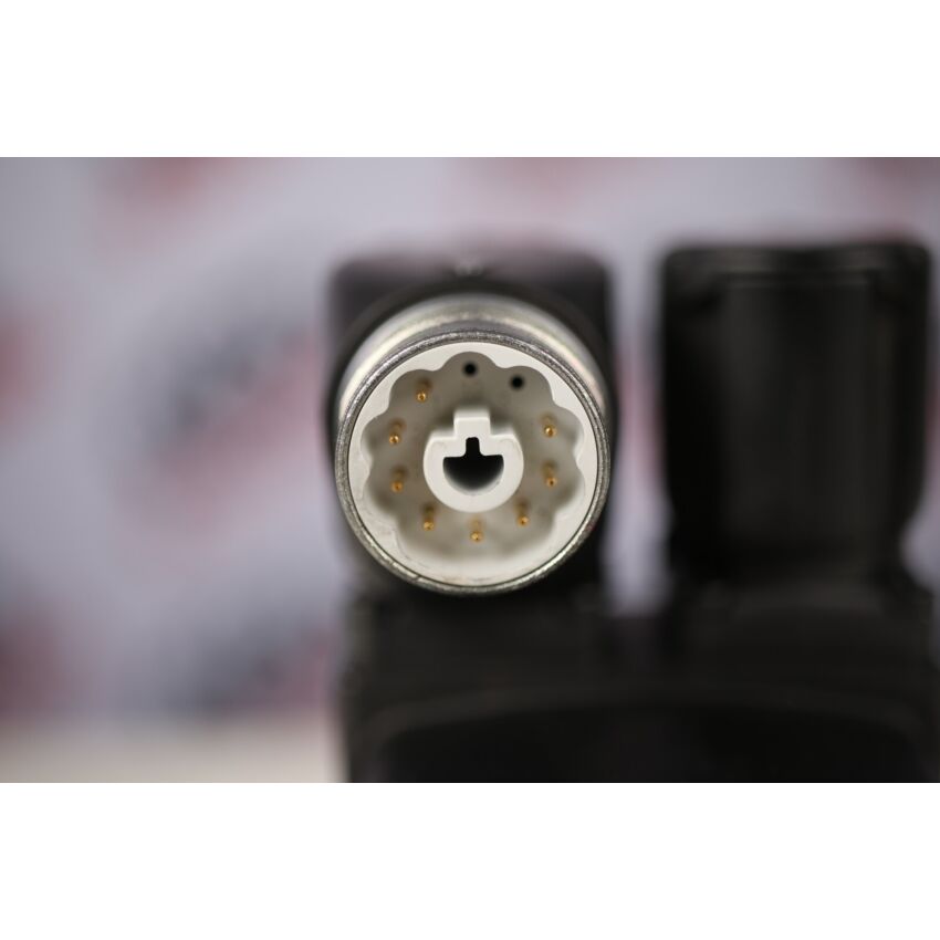 MSK040C-0600-NN-M1-UG0-NNNN