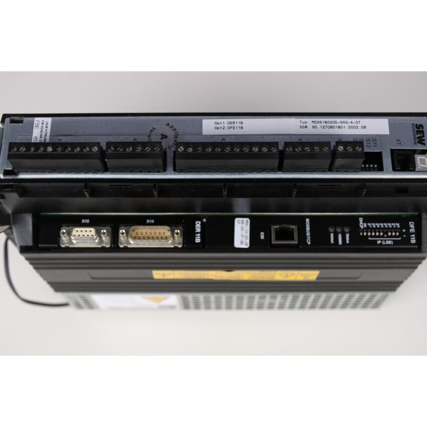 MDX61B0005-5A3-4-0T + BW090-P52B