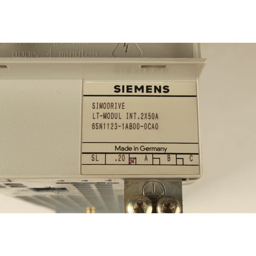 SIMODRIVE 1P 6SN1123-1AB00-0CA0 6SN1118-0DM11-0AA1