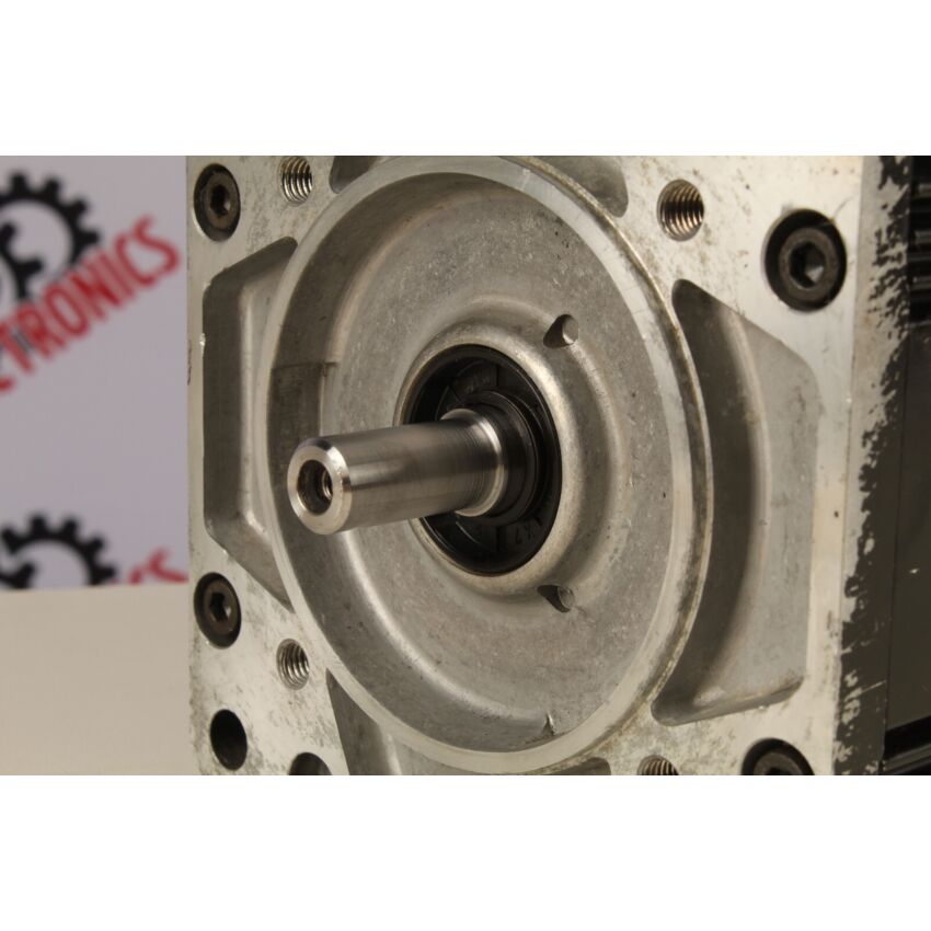 MAC092B-0-QD-2-C/095-B-0