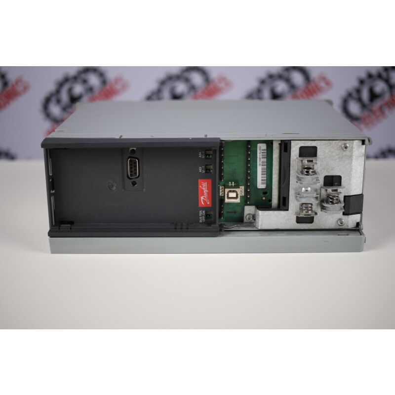 VLT FC-302P4K0T5E20H1 (131B0001)