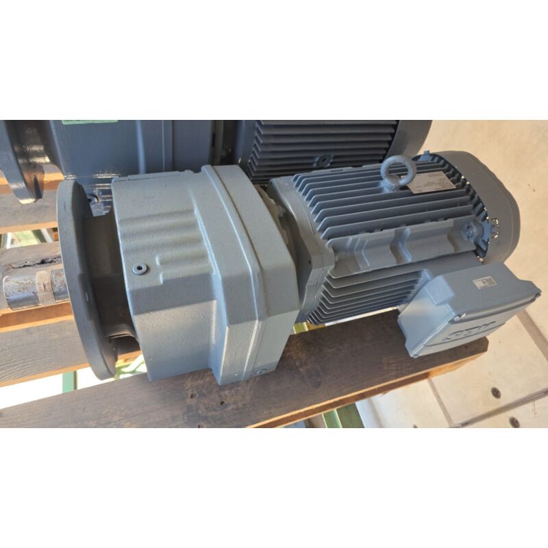 RF87 DRS160M4/2